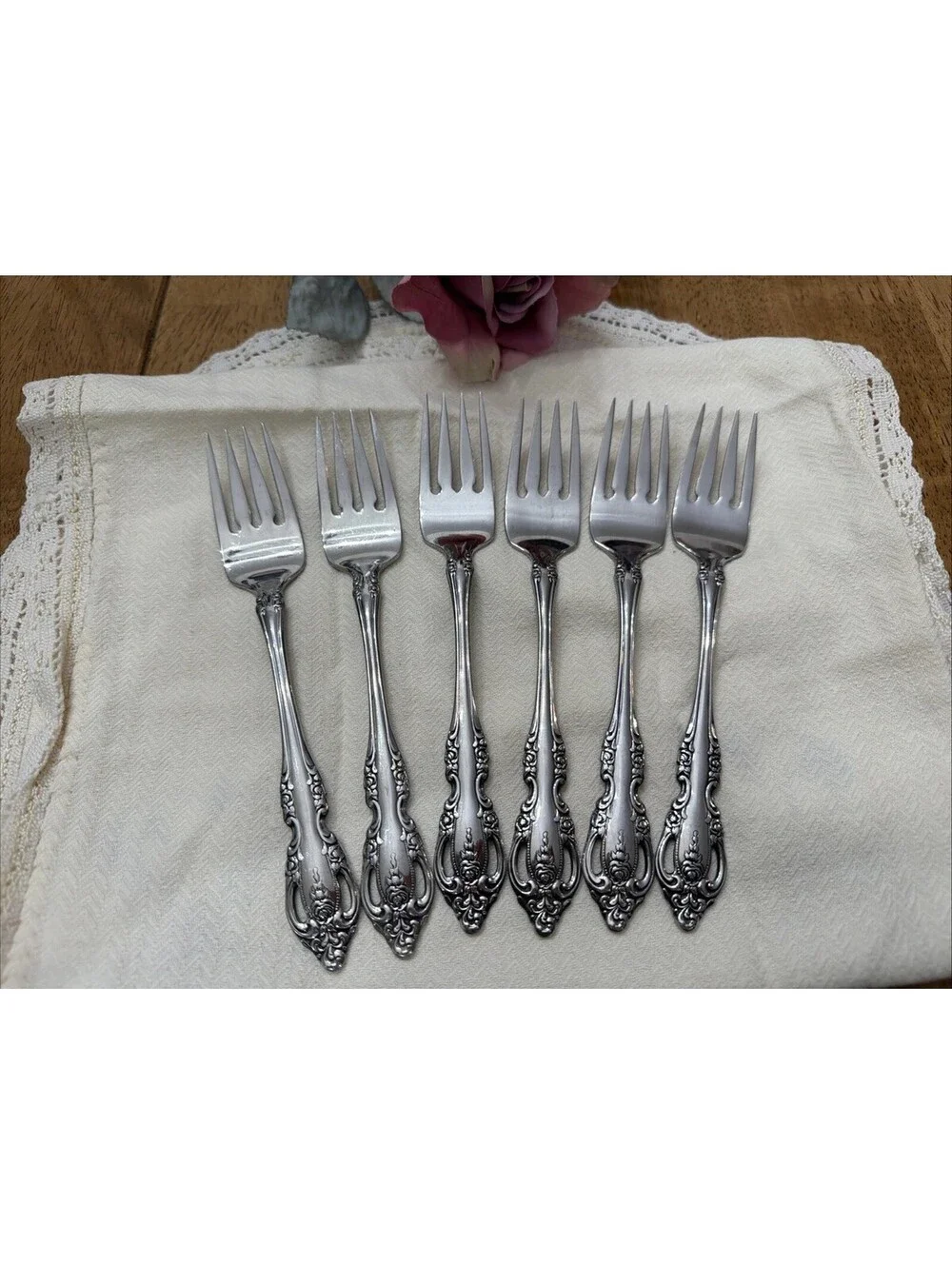 Oneida Community Michelangelo Silver plated  Salad Forks Set 6 Roses Cottage